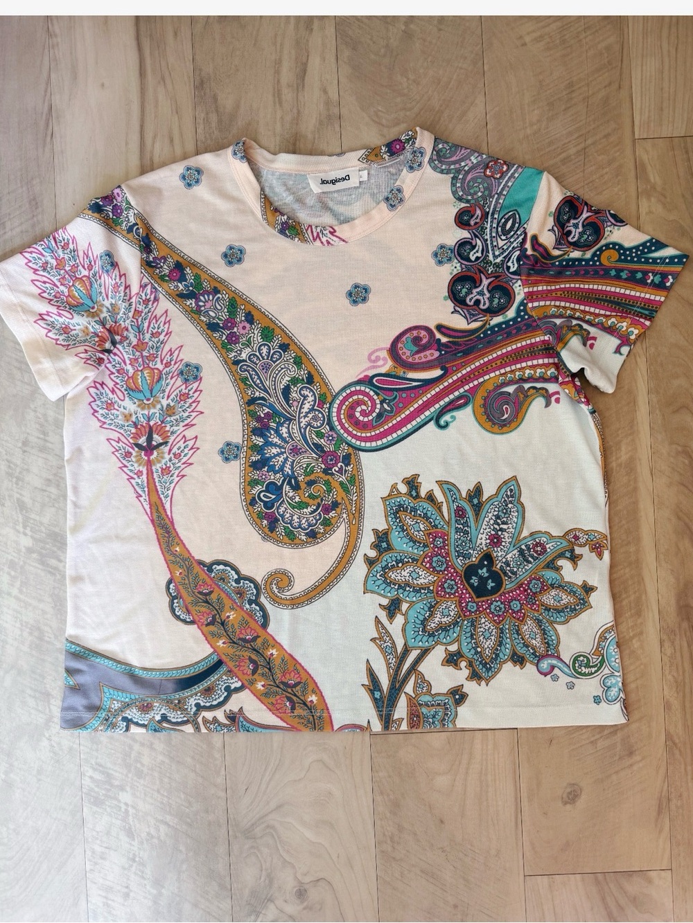 Desigual Cream Multicolor Paisley Floral Short Sleeve Tee